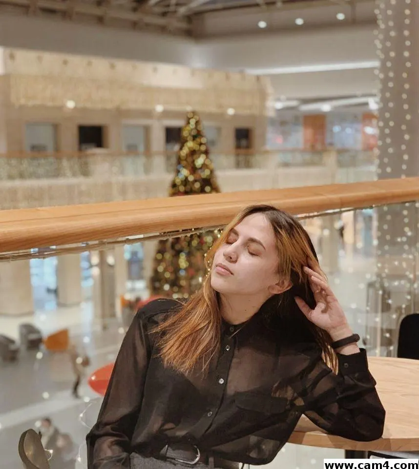 Erika_Lou
